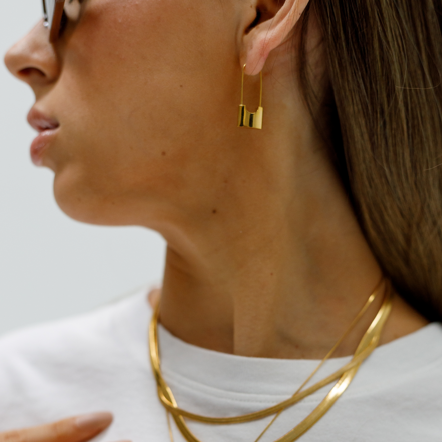BOLT EARRINGS